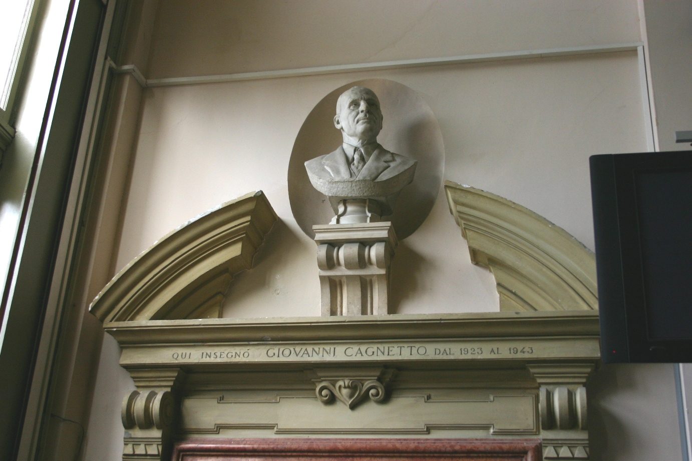Giovanni Cagnetto's bust, Padua, Italy (1).JPG